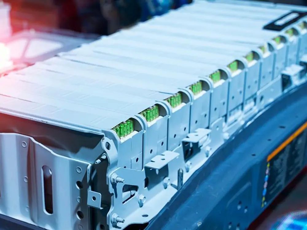 Bateria Carro Elétrico: FAQ Completo - Tipos, Duração e Cuidados 2026