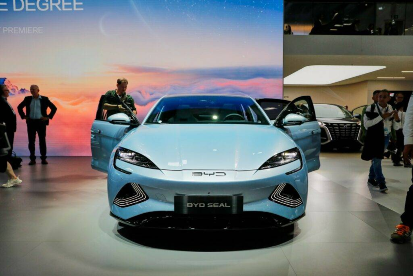 BYD Seal U: Teste Completo 2026 - Desempenho, Autonomia e Custo Benefício