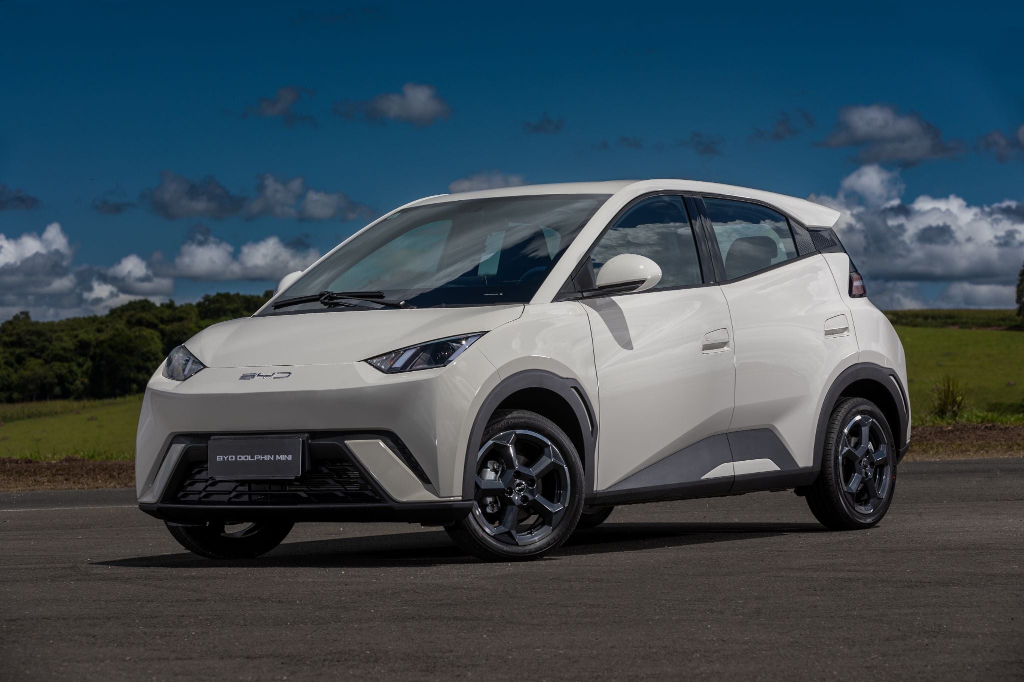 Carro Elétrico Usado Vale a Pena? Guia Completo 2026 - Quanto Custa e Como Economizar