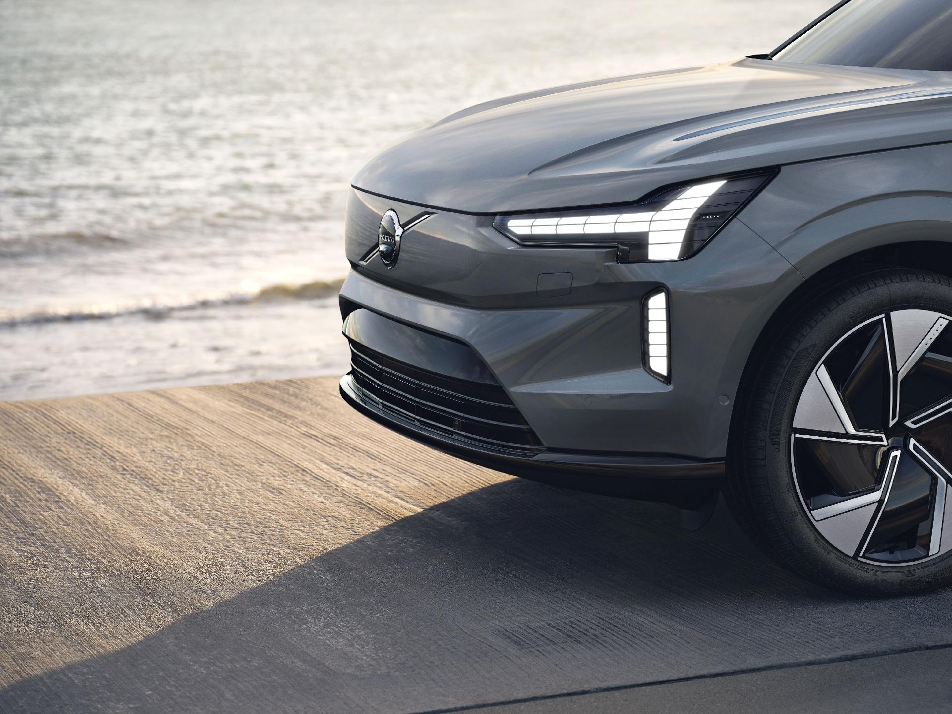 Volvo EX90 2026 Brasil: Preço, Autonomia e Avaliação Completa do SUV Elétrico de 7 Lugares