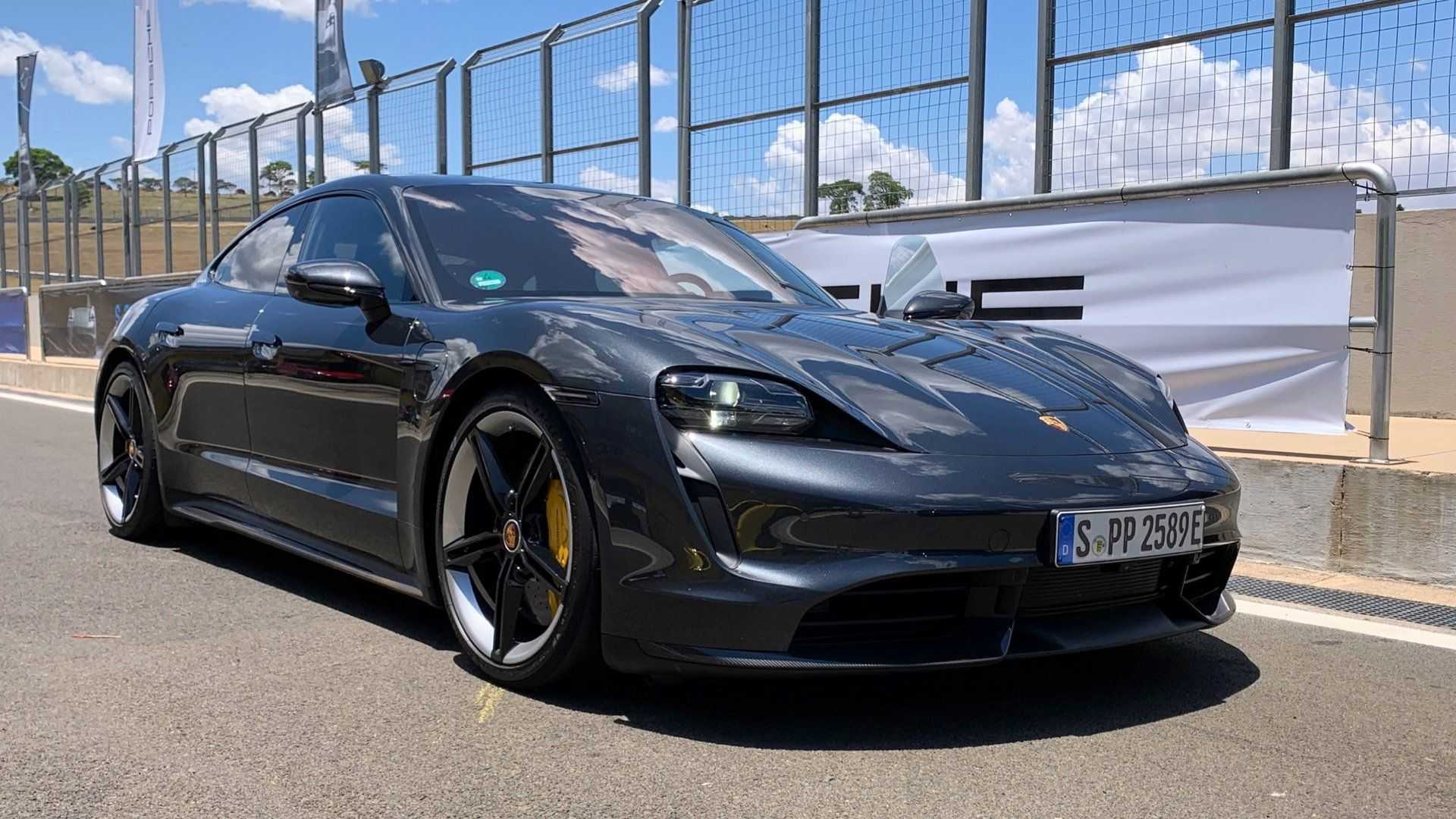 Porsche Taycan 2026 Brasil: Preço, Autonomia e Avaliação do Sedã Esportivo Elétrico