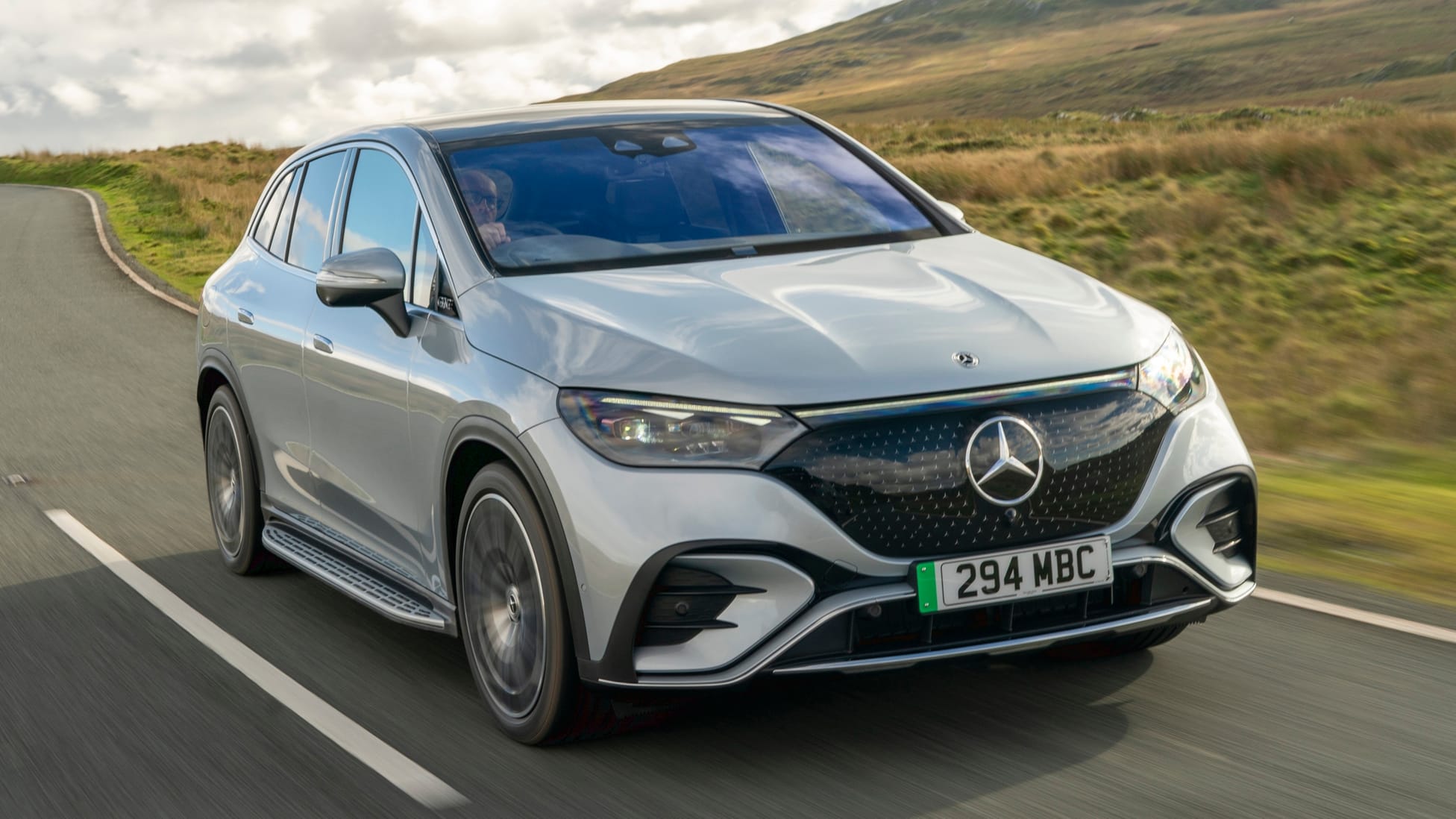 Mercedes EQE 350+ vs BYD Seal AWD 2026: 4 Semanas de Comparativo em São Paulo