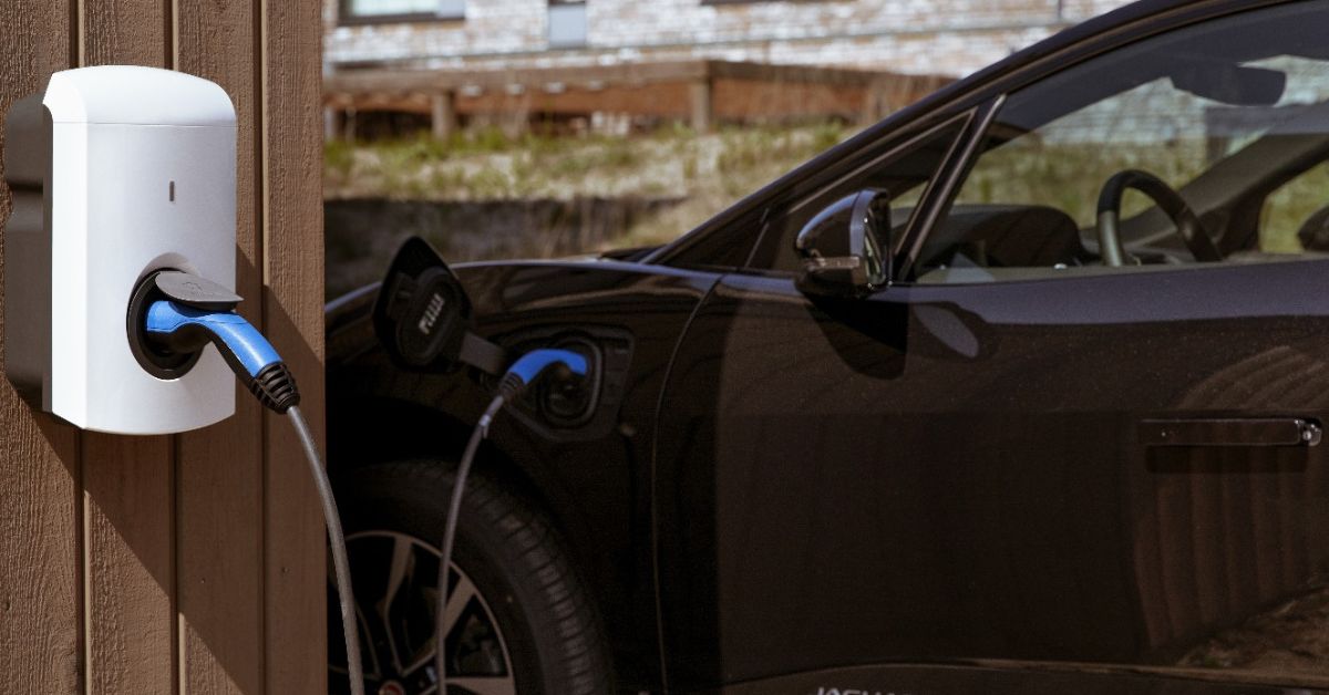Como Instalar Carregador de Carro Elétrico em Condomínio 2026: Guia Jurídico e Custos