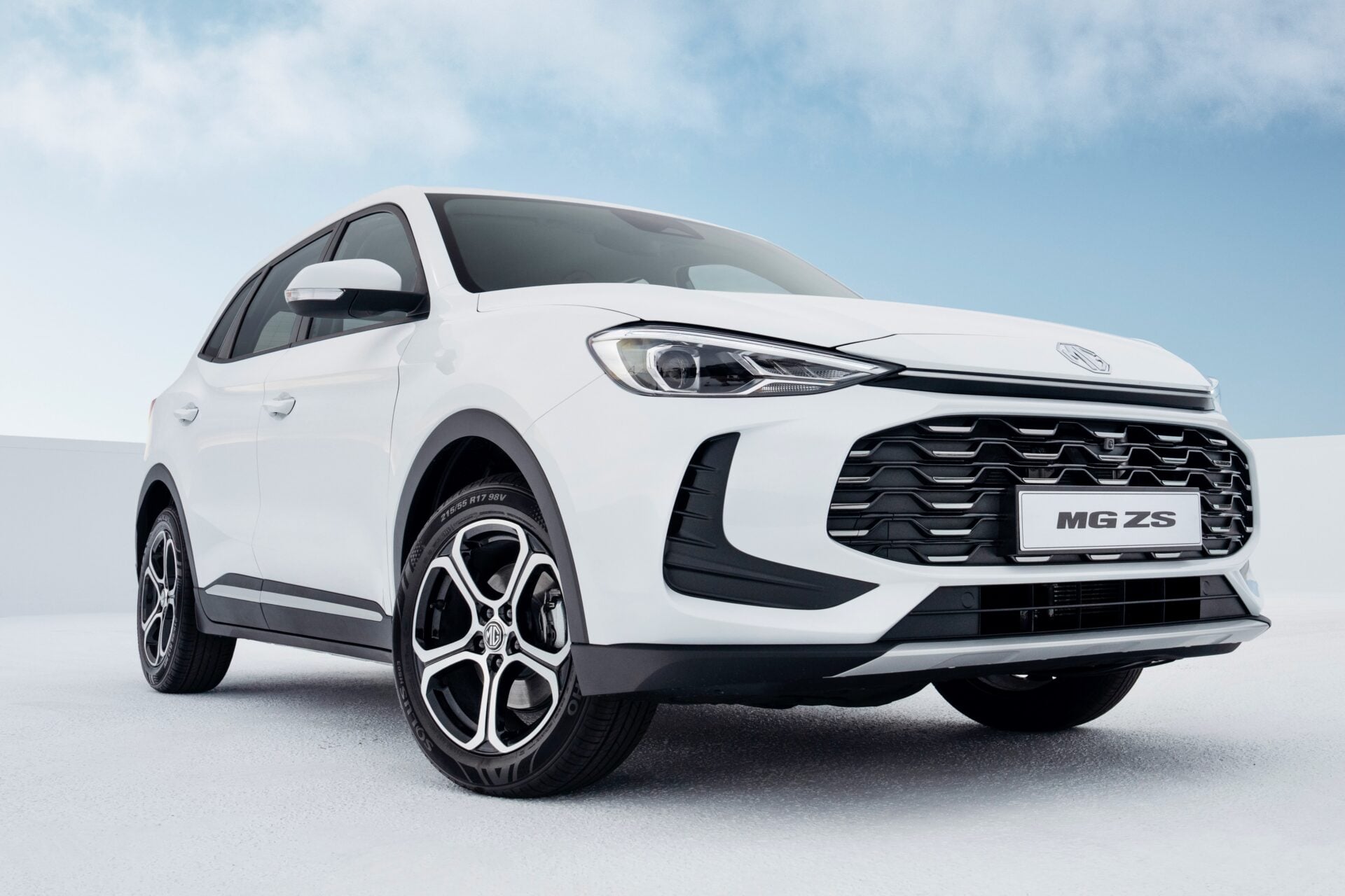 MG ZS EV 2026 é Flagrado no Brasil e Pode Chegar por R$ 175 mil: Tudo o que Já Sabemos